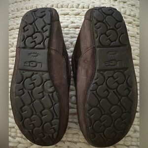 Men’s Uggs! Size 8 Brown